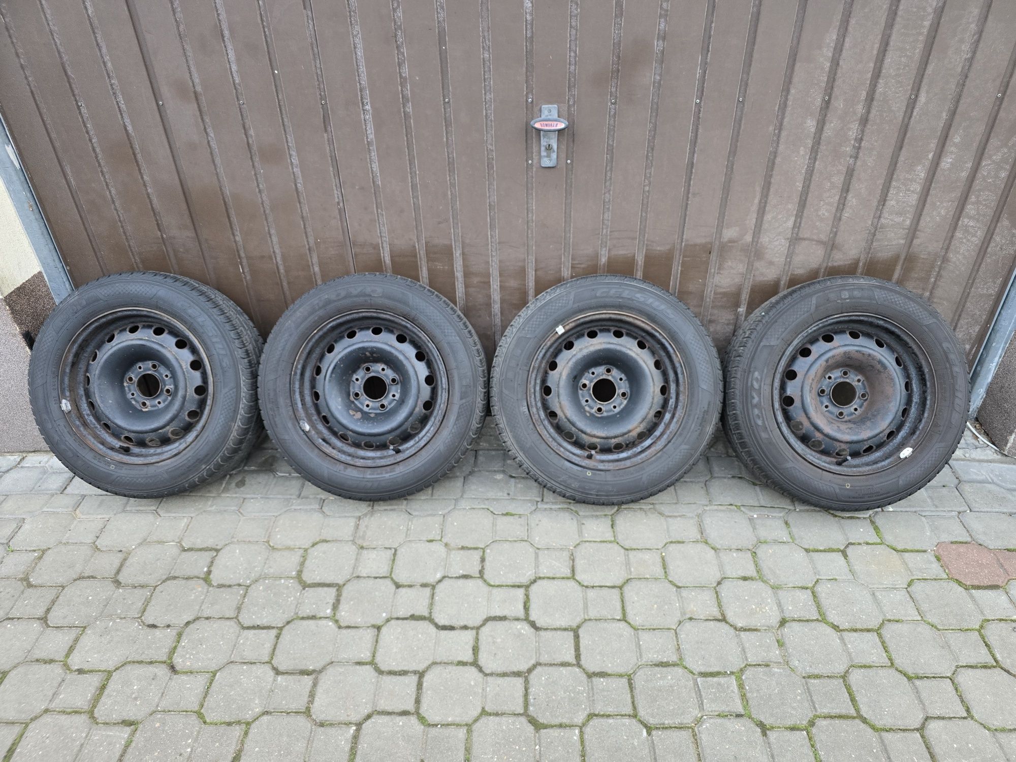Felgi z oponami 185/65R15 Peugeot Partner 207 4x108 Citroen Berlingo C