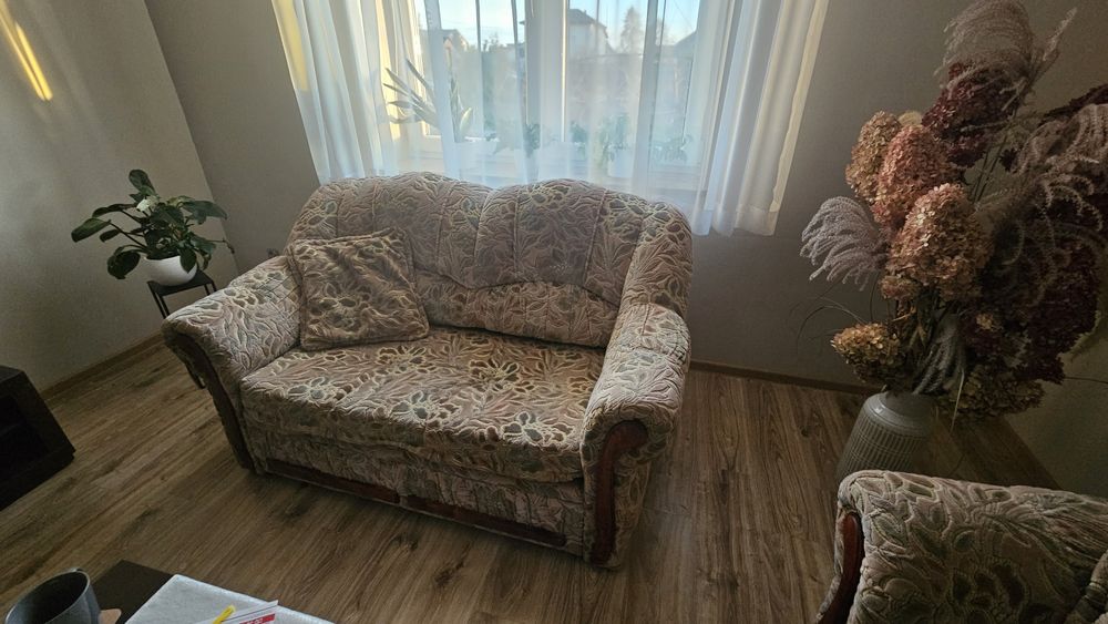 Sofa Kanapa  2 osobowa z funkcją spania łóżko