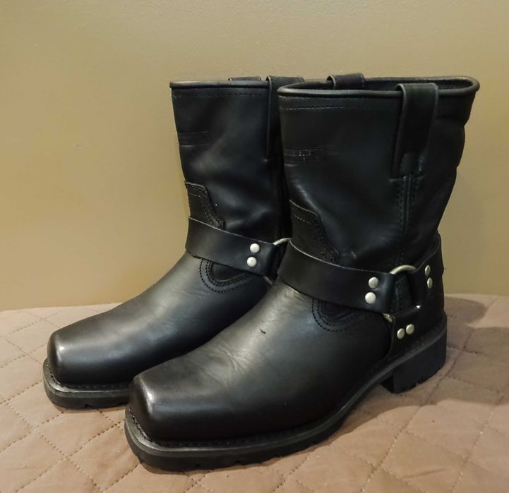 Buty motocyklowe kowbojki z USA marki Xelement.