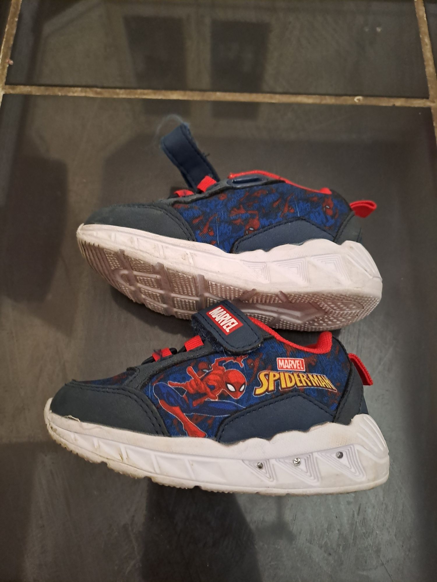 Sapatilhas spiderman T22 com luz