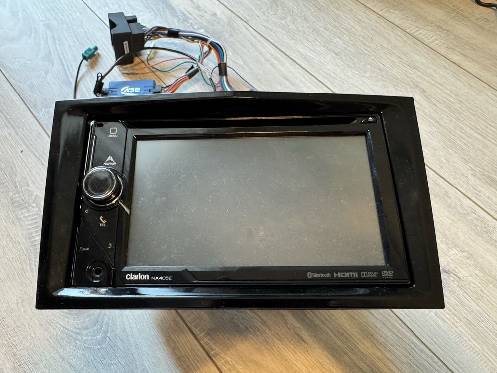 Clarion NX 405E DVD