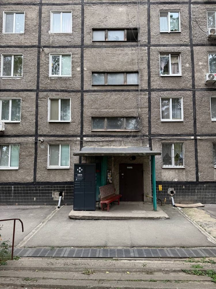 Продам 2к р-н Подстанция и Тополь (Автономное отопление)