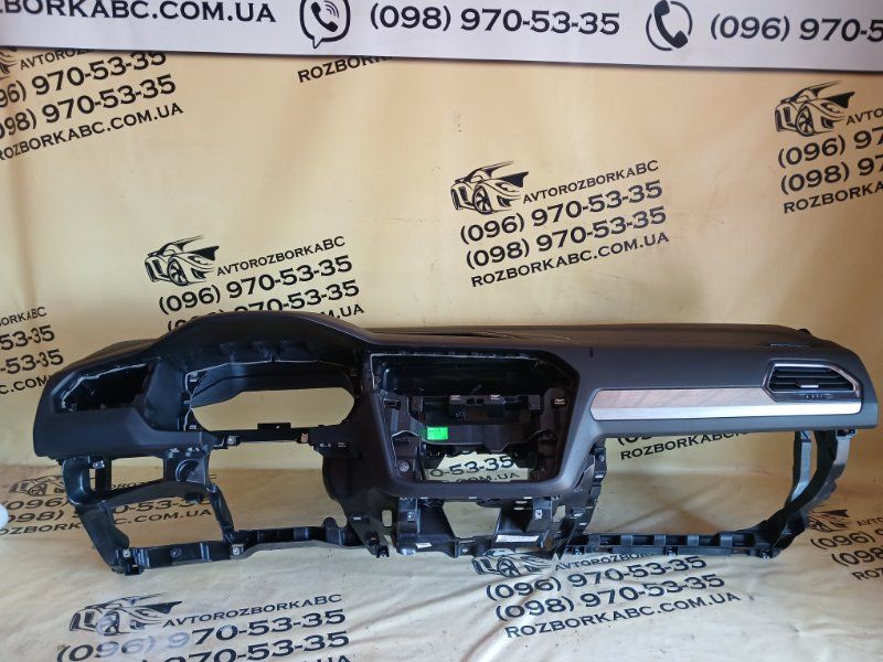 Торпедо Volkswagen Tiguan 2019