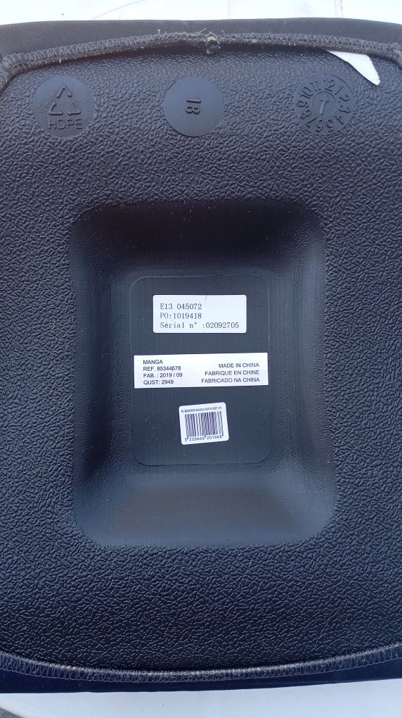Banco para crianças no carro