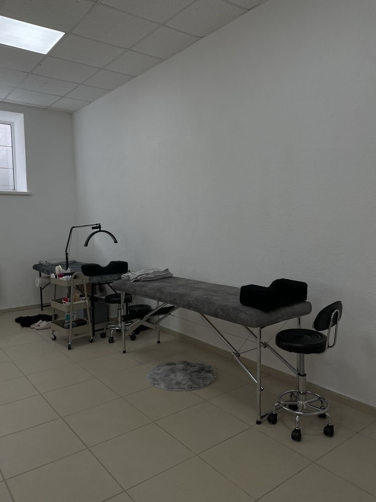 Здається робоче місце в оренду  візажисту/бровісту/майстру по зачіскам