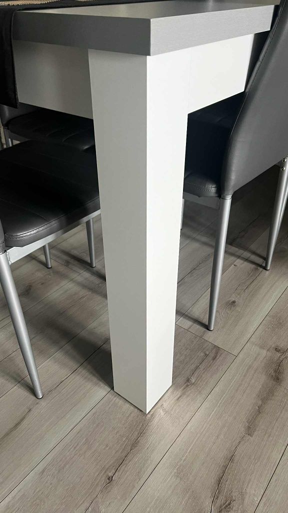Sprzedam stół do salonu stan jak nowy polecam