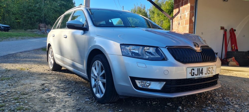 Skoda Octavia 3 1.6 tdi mały przebieg Angol