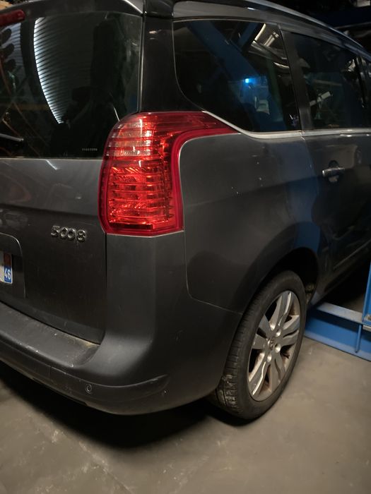 Peugeot 5008 2.0 hdi pecas
