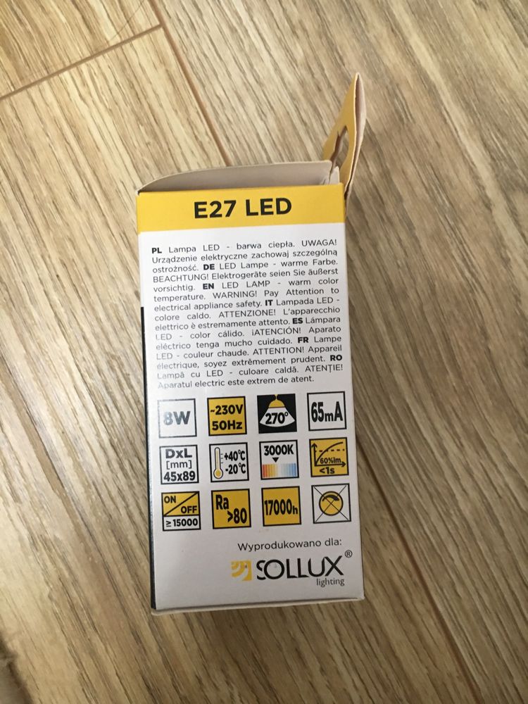 Żarówki SOLLUX E27 LED