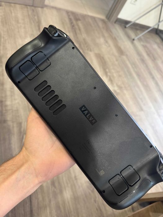 Игровая консоль Valve Steam Deck 512gb