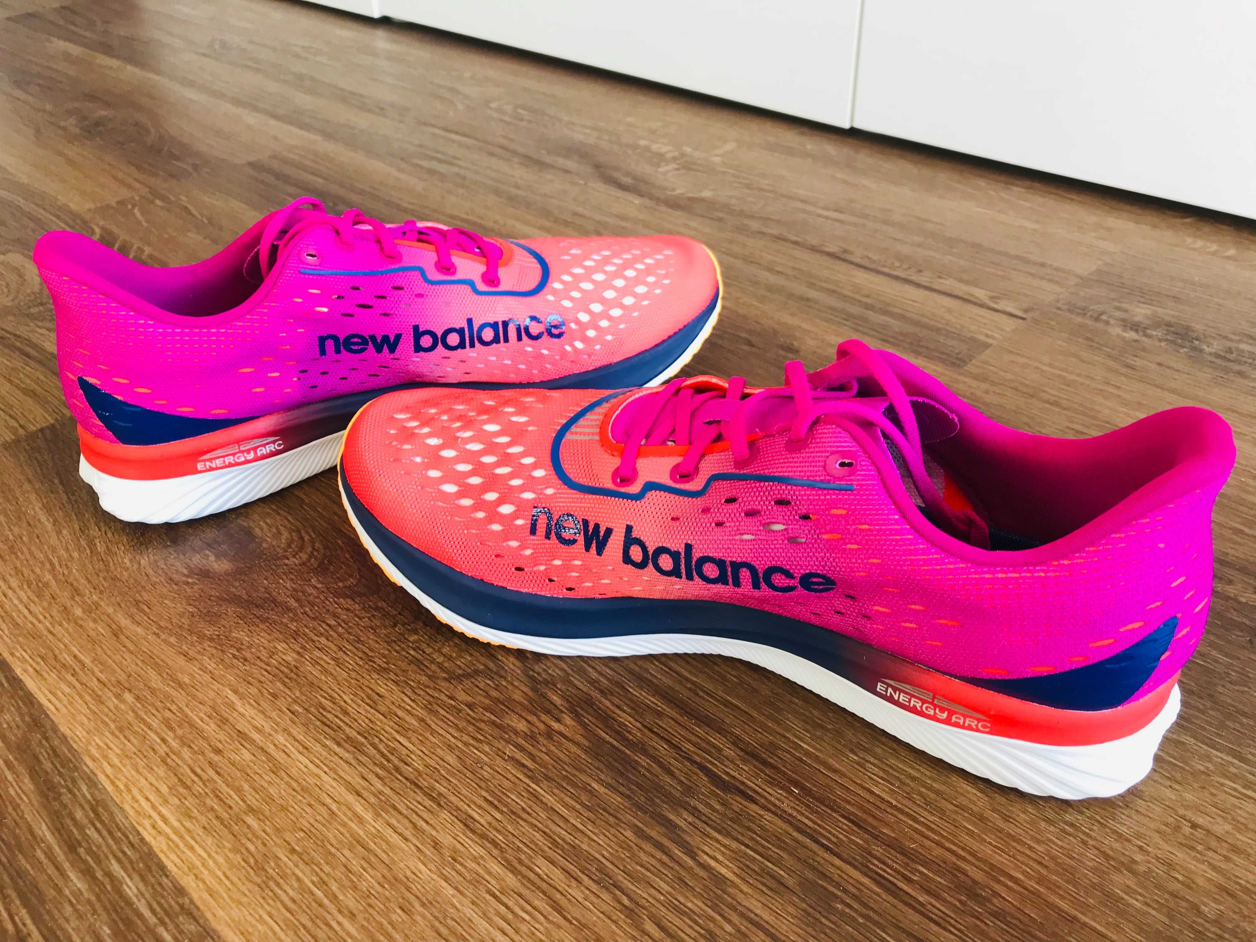 Buty do biegania New Balance FuelCell SuperComp Pacer - multikolor