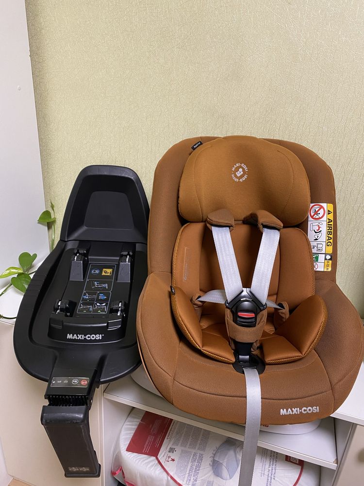 Автокрісло MAXI-COSI Pearl Pro 2 i-Size+База familyfix 3