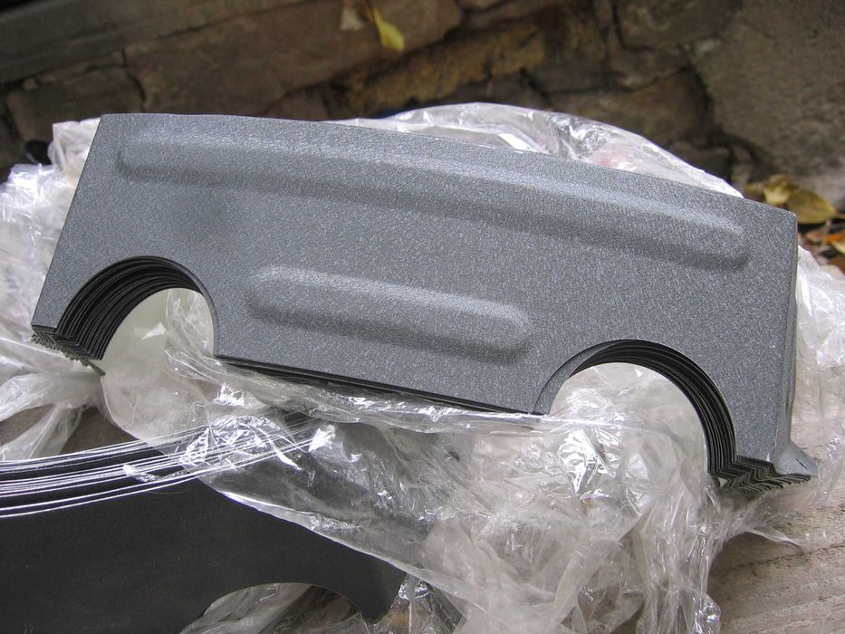 Снегозадержатель подкова коронка RAL 7024 "серый графит" на крышу.