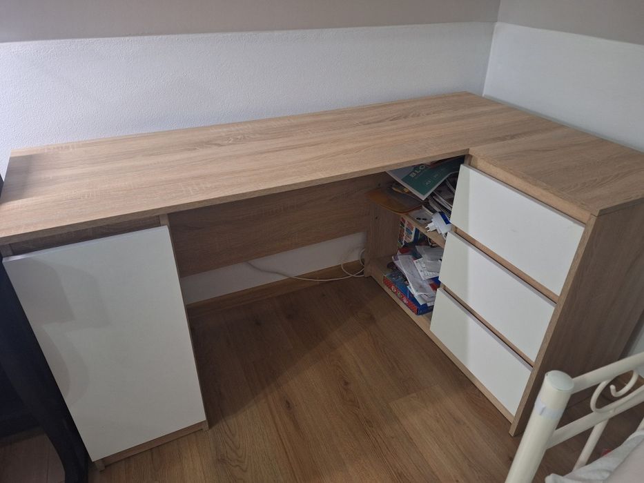 Sprzedam biurko narożne