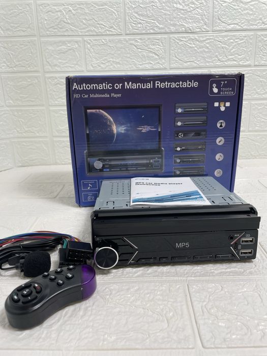 Автомагнітола з висувним екраном