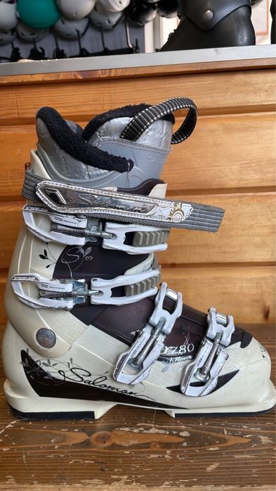 Лижні черевики ботінки