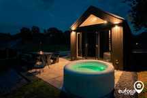 Domek na wynajem nad jeziorem z jacuzzi, sauną i balią; PET FRIENDLY