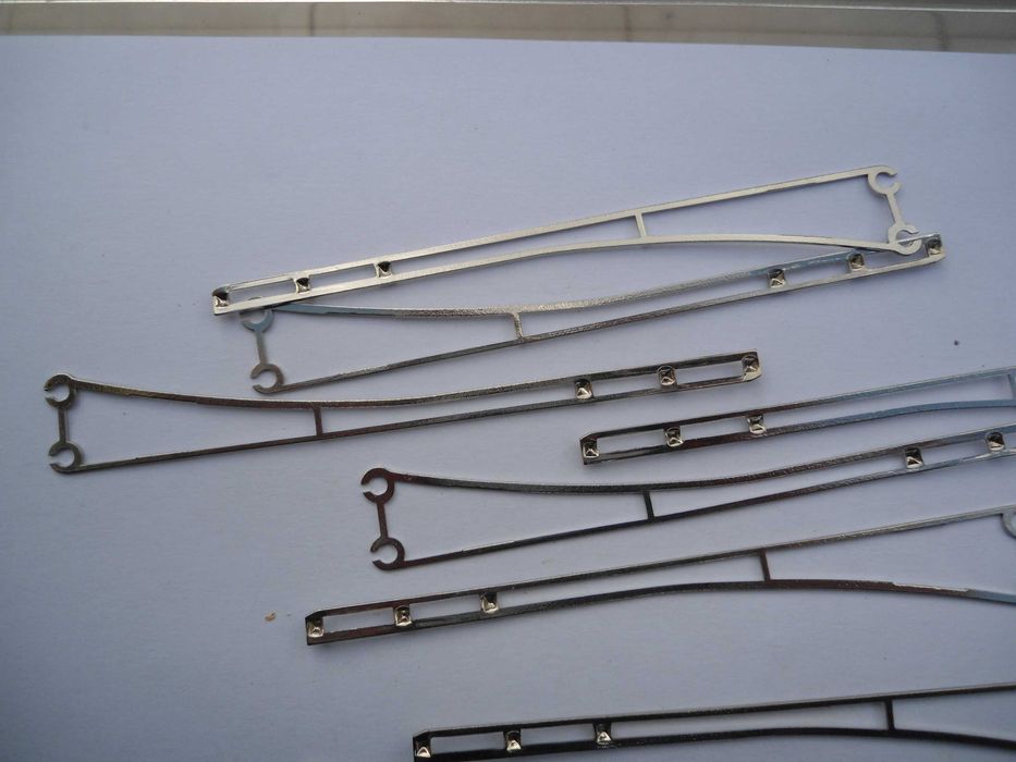 1:87 ELECTROTREN 263 - Catenária de extenção de compensadores 10 unid