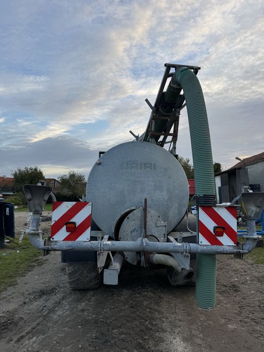 Beczka z ramieniem BRIRi 14000L – oś skrętna