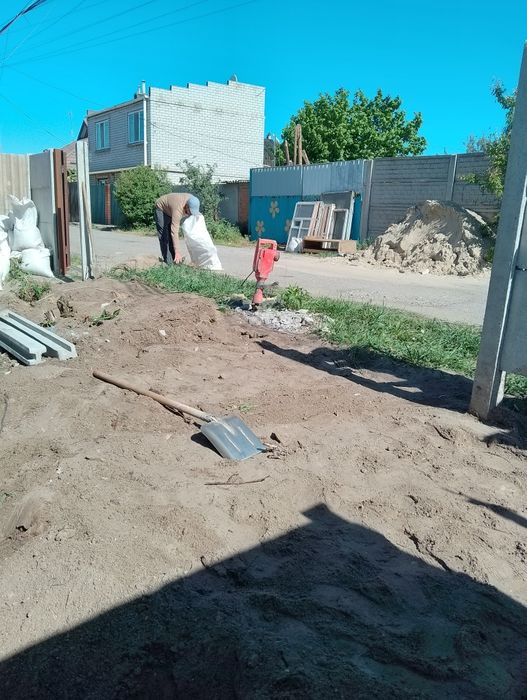 Спил деревьев уборка участка