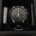 Omega x Swatch Moon: Rewolucyjny Model SO33M100