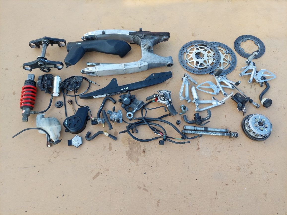 Honda cbr f4 600 lampa gaźnik stacyjka moduł tarcze set bak laga pompa