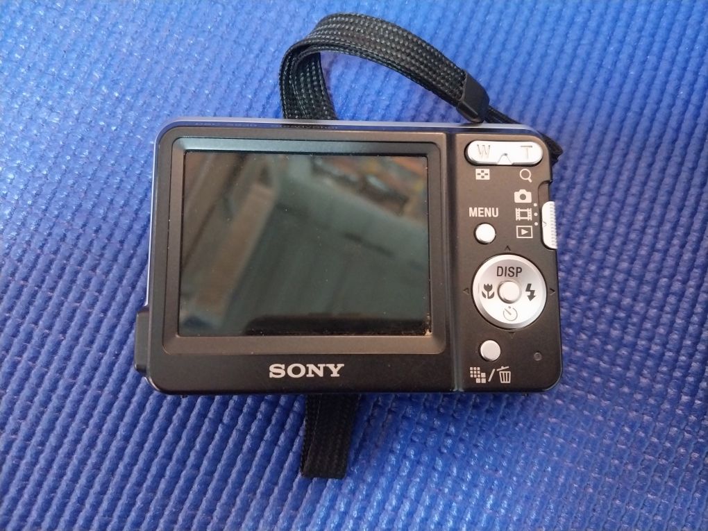 Фотоаппарат Sony Cyber-shot  DSC-S930