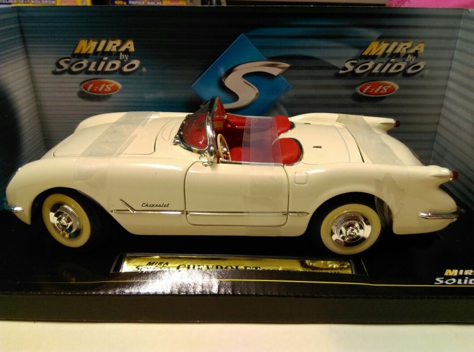 model Chevrolet Corvette C1 1953 piękny skala 1:18