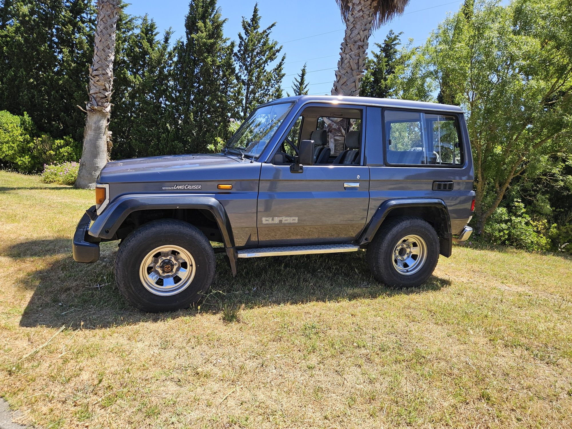 Toyota land cruze LJ70