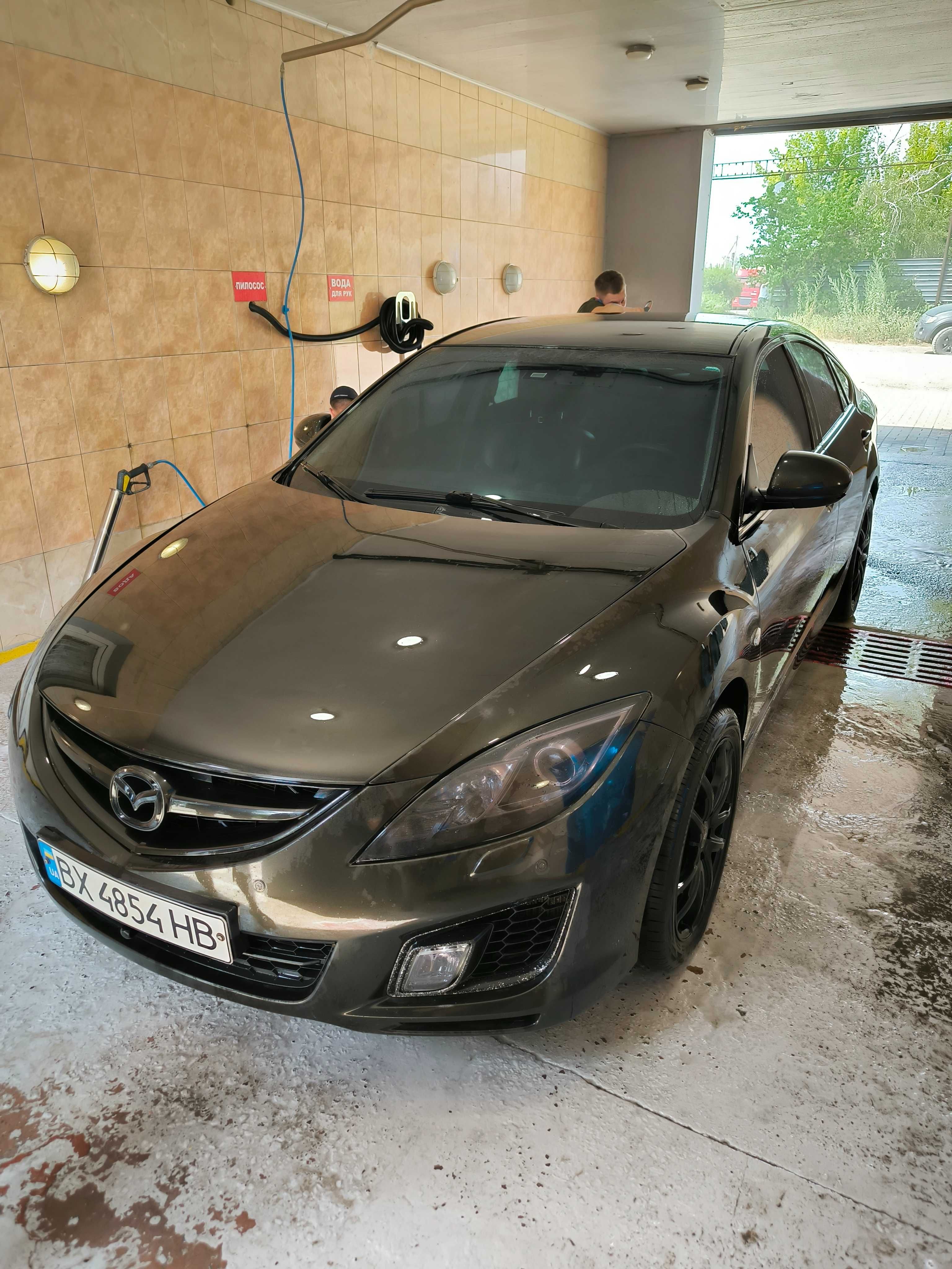 Продам автомобіль Мазда 6