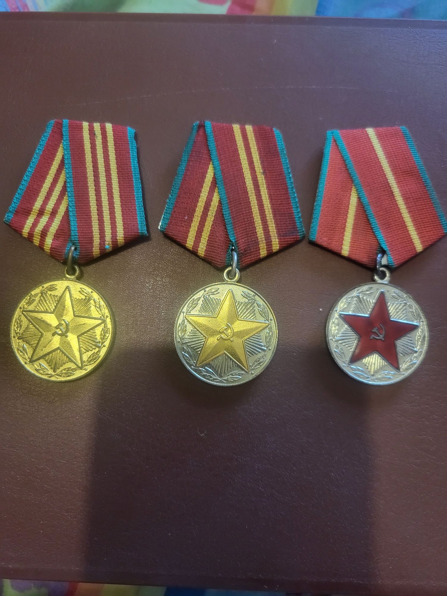 Значки в колекцию.