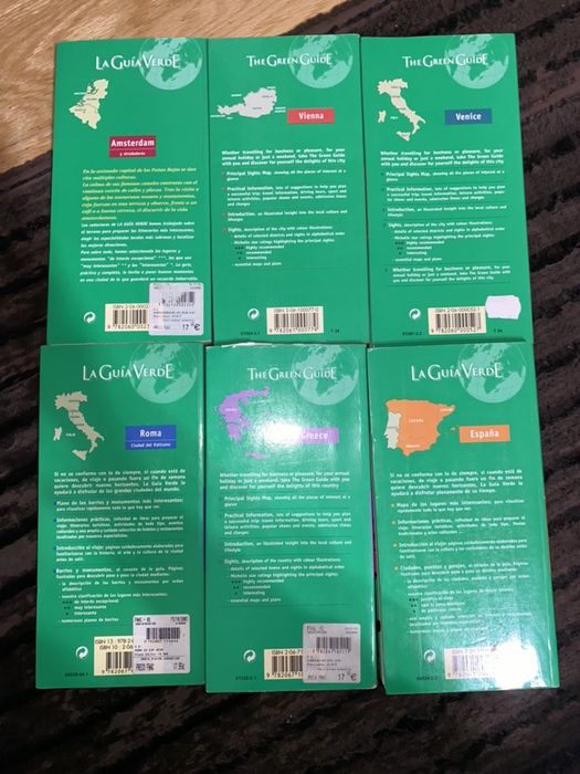 Guias de viagem em excelente estado