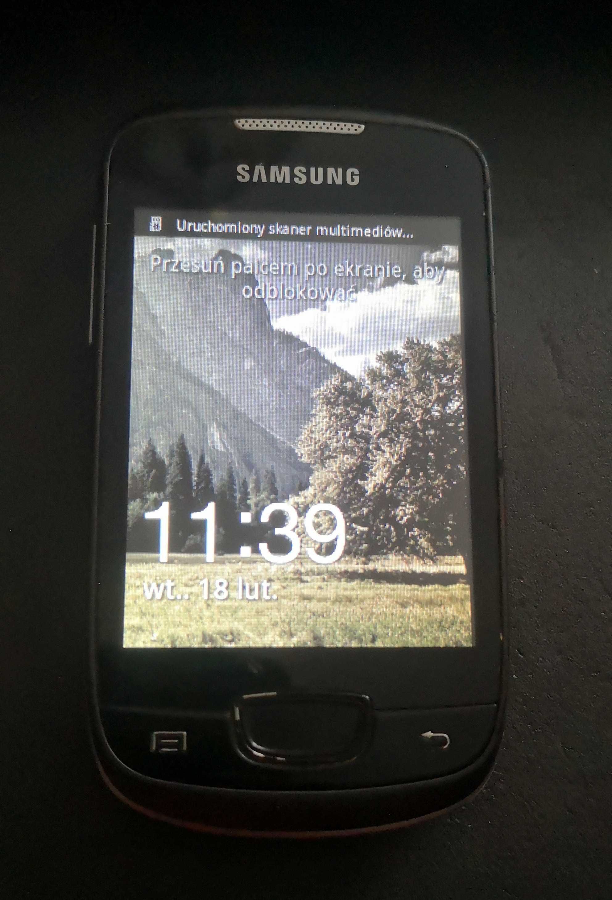 samsung mini gt s5570  komplet z ładowarką