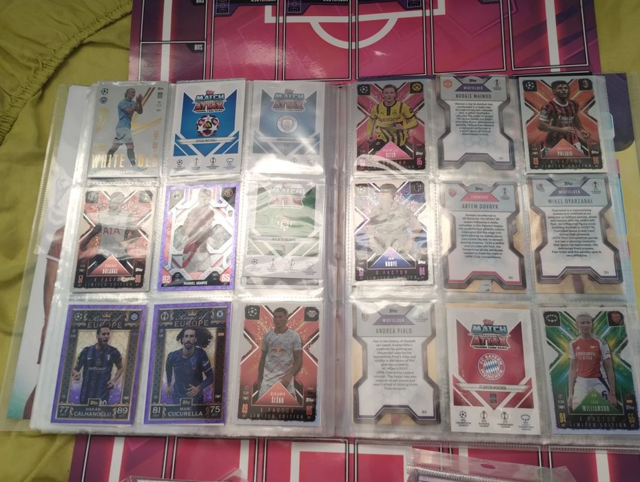 Topps match attax extra 2024/2025 karty Messi goat Golden Black opis
