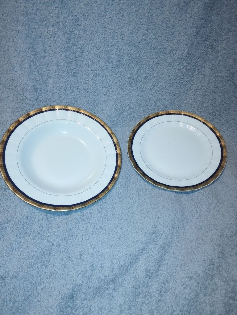 Тарелки глубокие и мелкие порцеляна с позолотой 
auratic fine porcelai