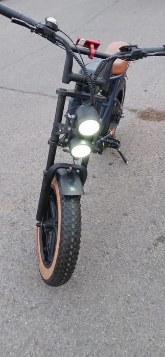 Електровелосипед Engwe M20