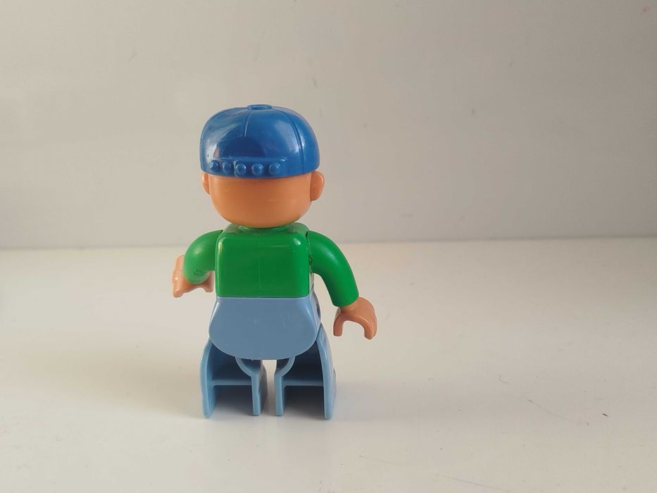 Lego Duplo - figurka, ludzik, mężczyzna, zielona koszula (1)