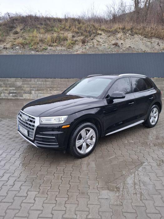 Audi q5 2018 в хорошому стані