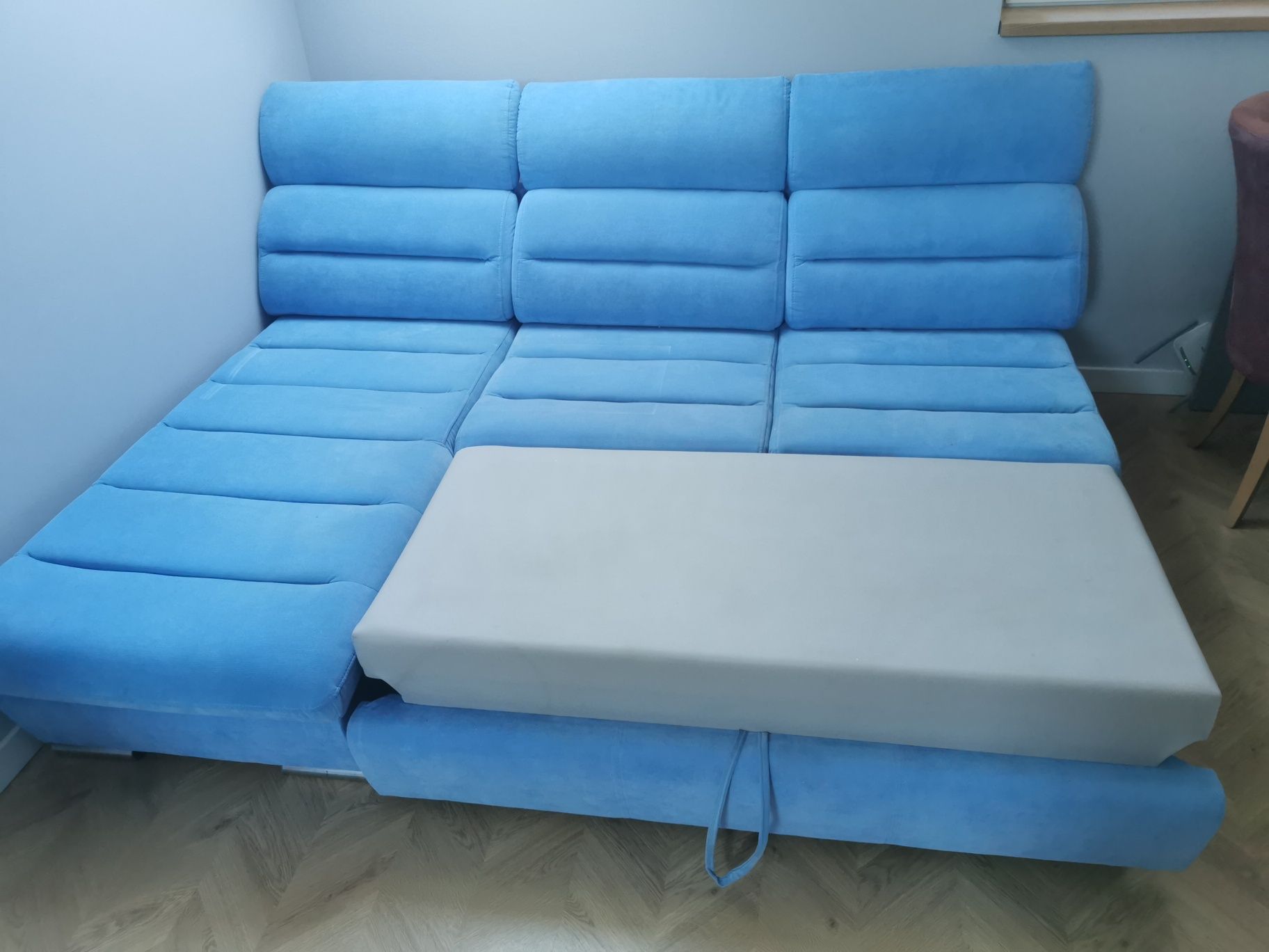 Narożnik z funkcją spania