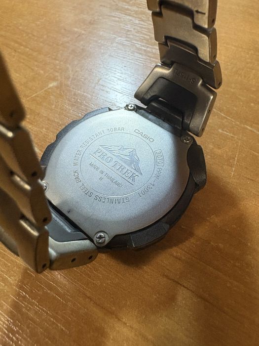 часы CASIO pro trek PRW-1300T-7VER