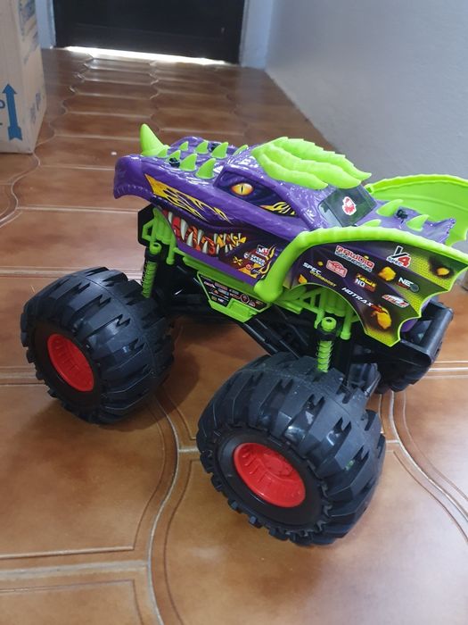 Carro Monster Truck Dragon grande
