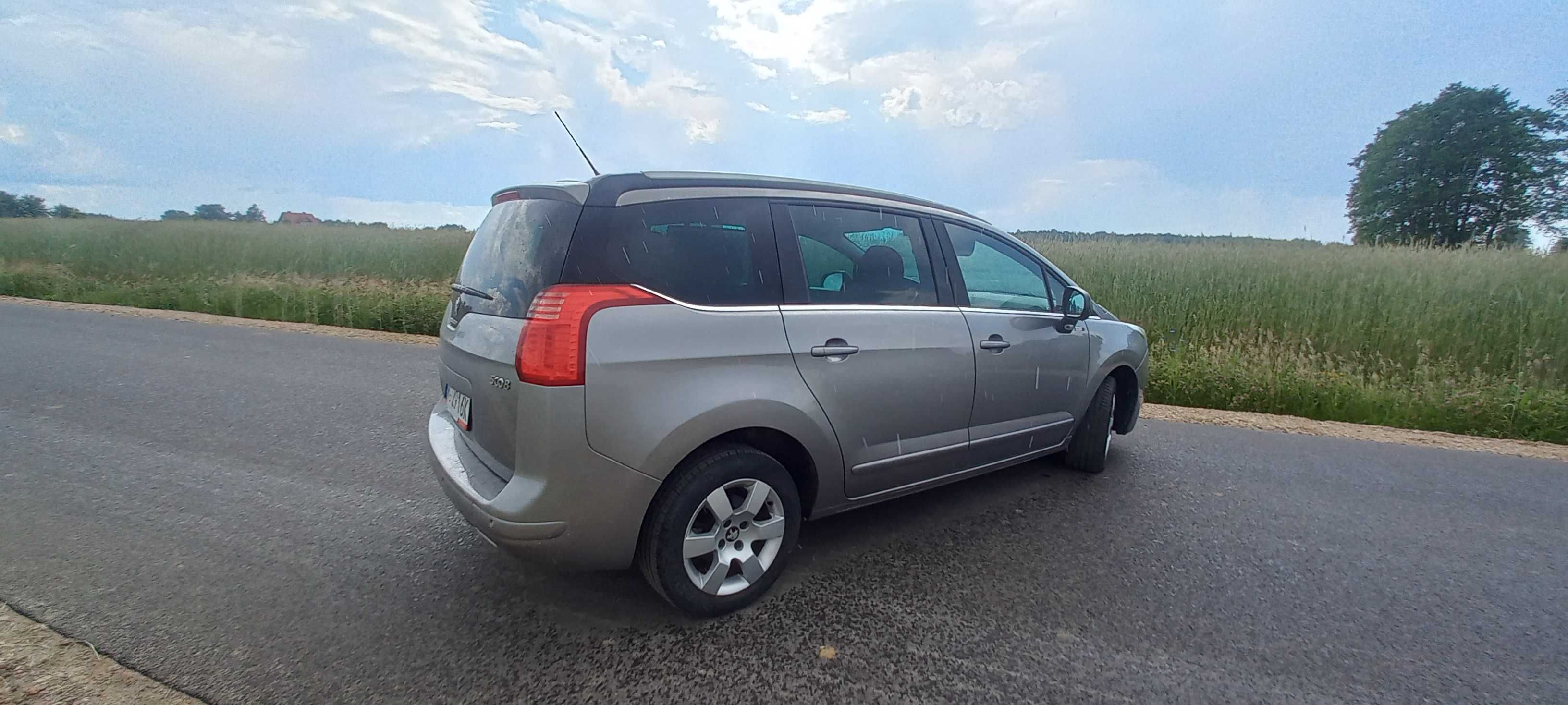 Peugeot 5008 1.6hdi 7 miejsc