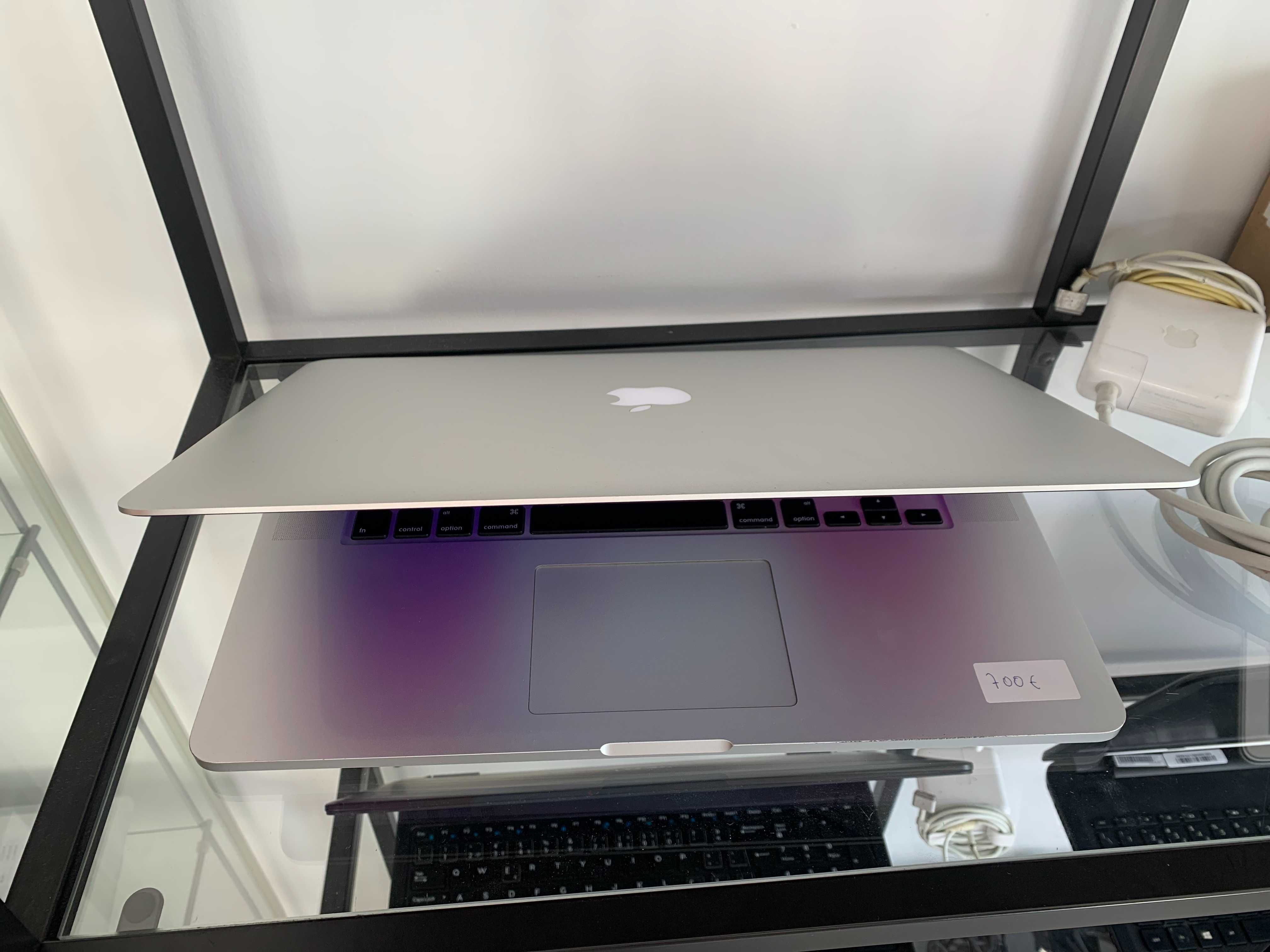 Macbook Pro a1398 / ano 2015 / bom estado / LOJA FISICA