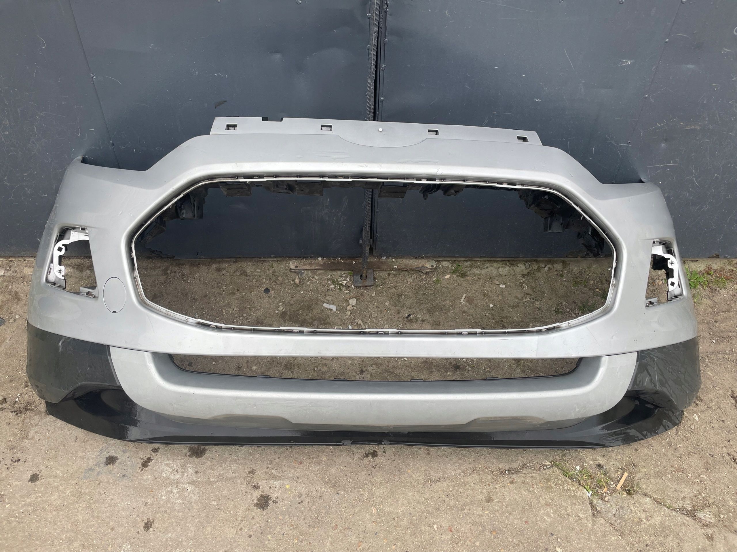 Ford ecosport zderzak przód przedni