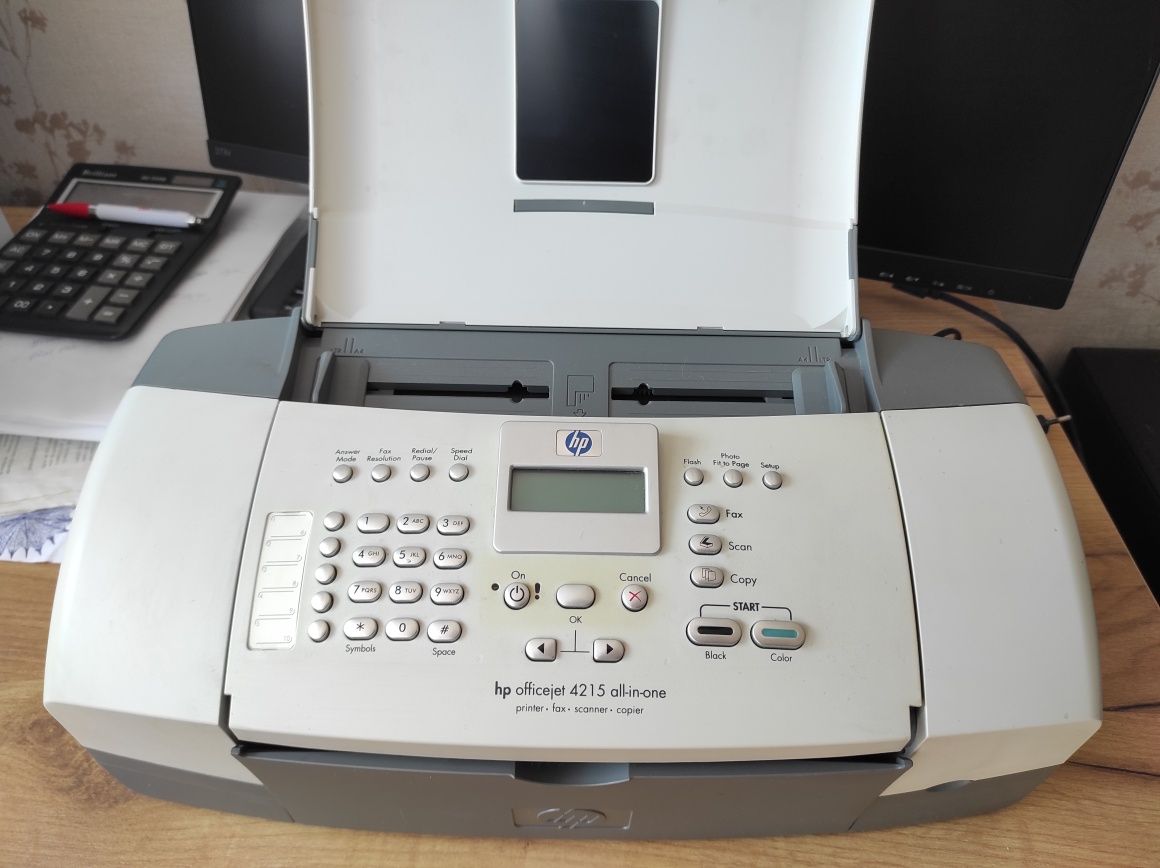Принтер, копір, сканер HP officejet 4215
