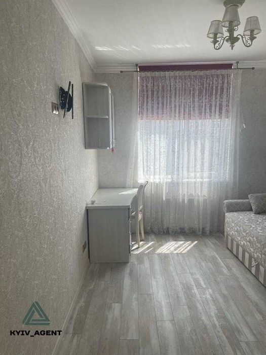 Видова 3-кімнатна (Студія + 2 окремі спальні) по вул. Урлівська, 23В