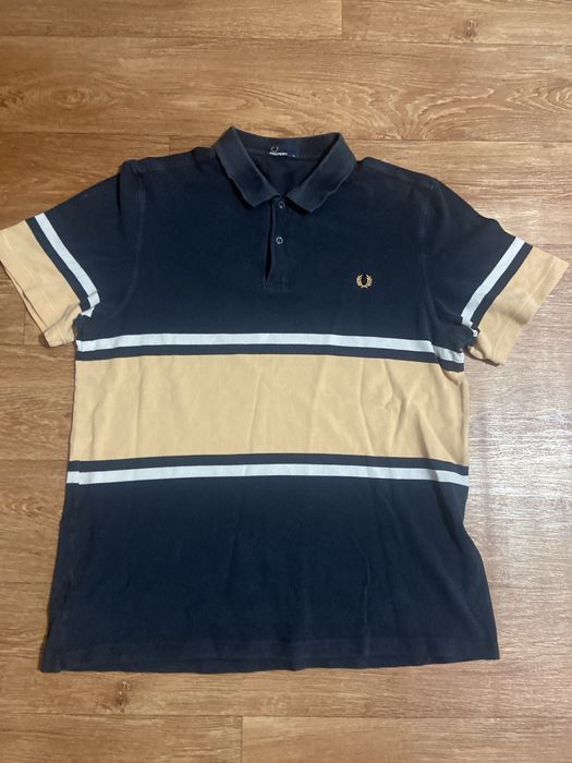 Велике поло Фред Пері в гарному стані