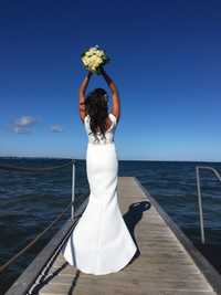 Весільня сукня зі шлейфом