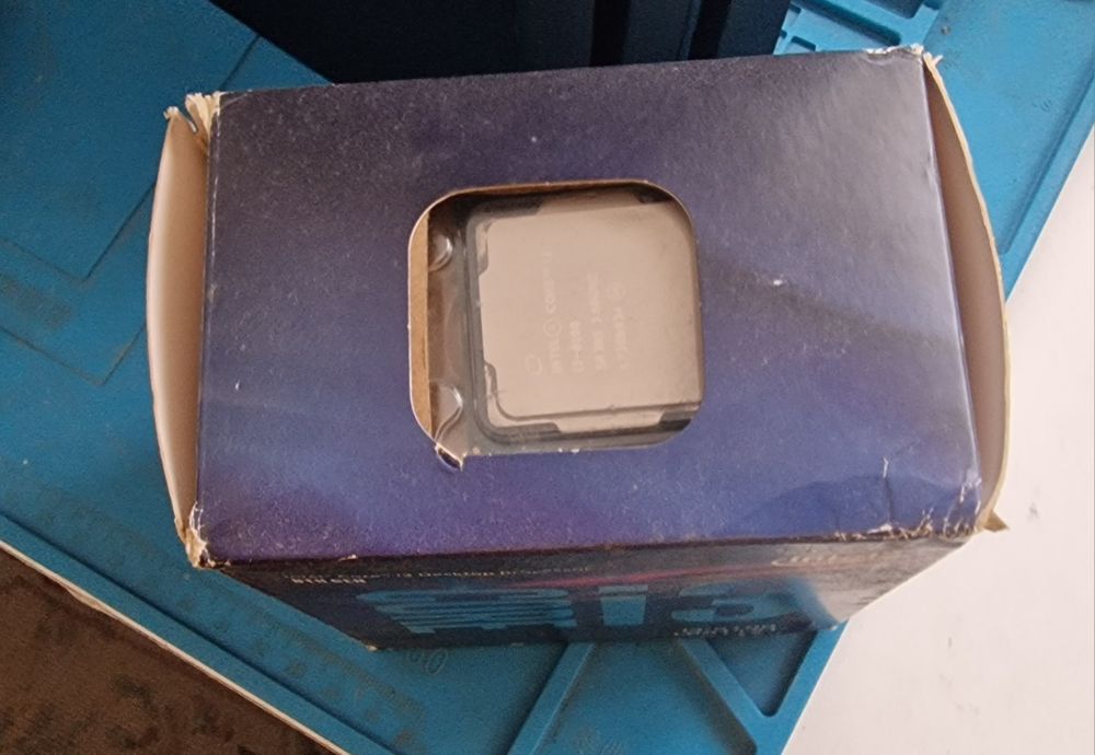 Processador  Intel Core i3-8100, 3.6Ghz LGA 1151