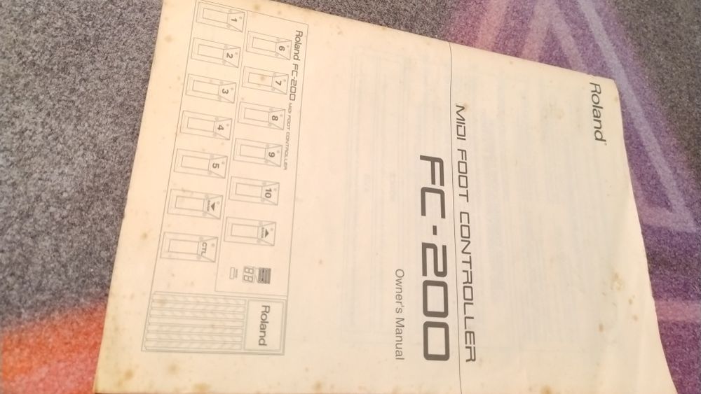 Controlador MIDI Roland FC2000